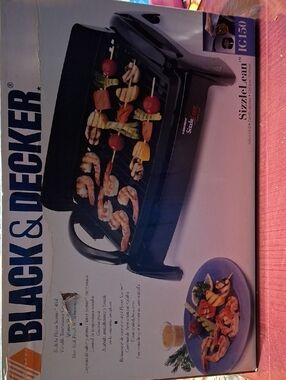 Black & Decker Black Electric Indoor Grill with Ribbed Surface